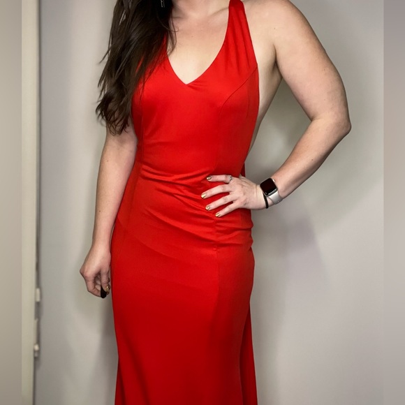 Harper + Lemon Red Even Gown New With Tags V-Neck Open Back Formal Dress - Picture 5 of 10